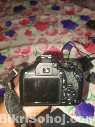 Canon 1300d camera